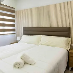 Apartamento Modern 3-bed In Heart Of, Torremolinos